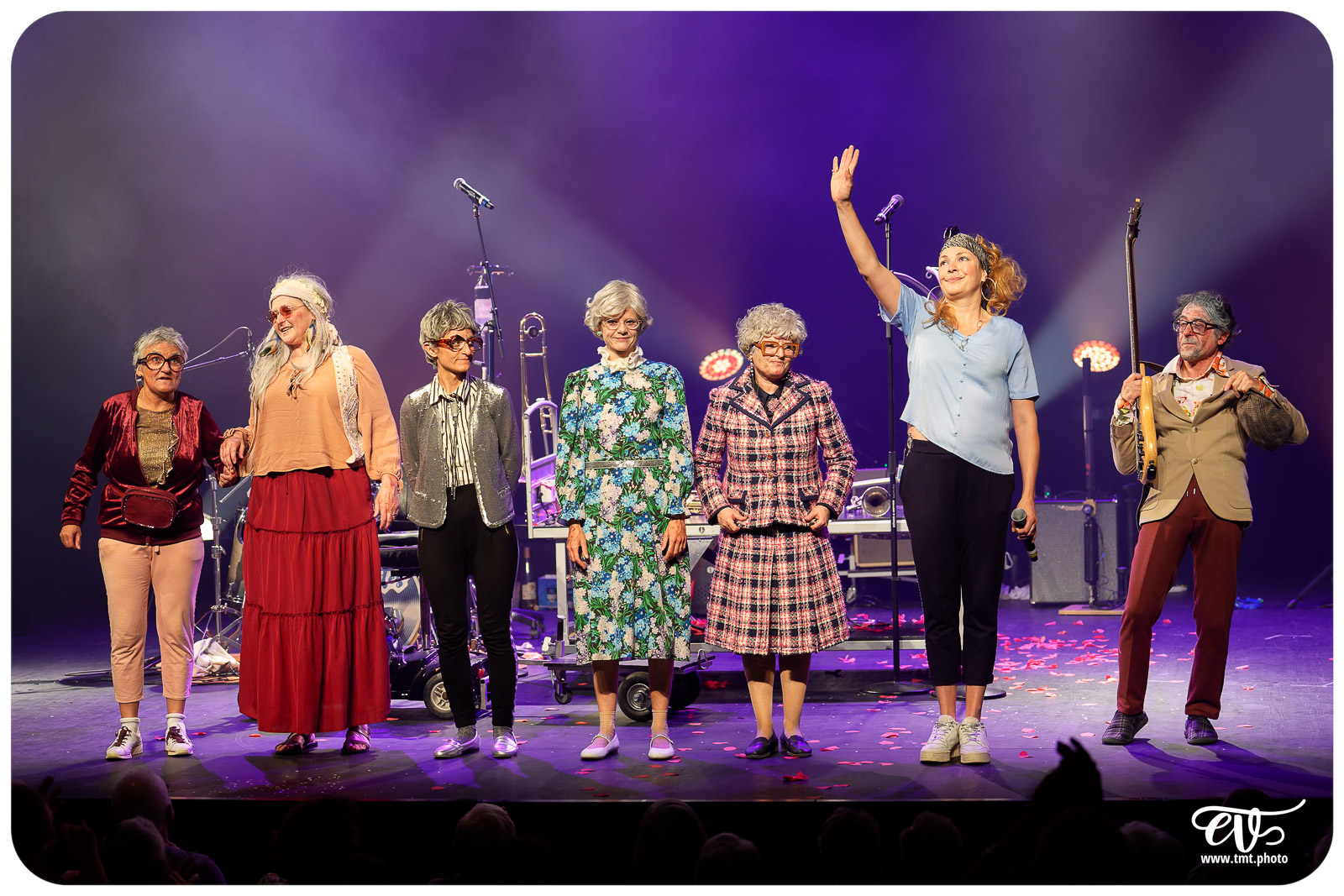 LES GAUFRETTES (CIE JACQUELINE CAMBOUIS)